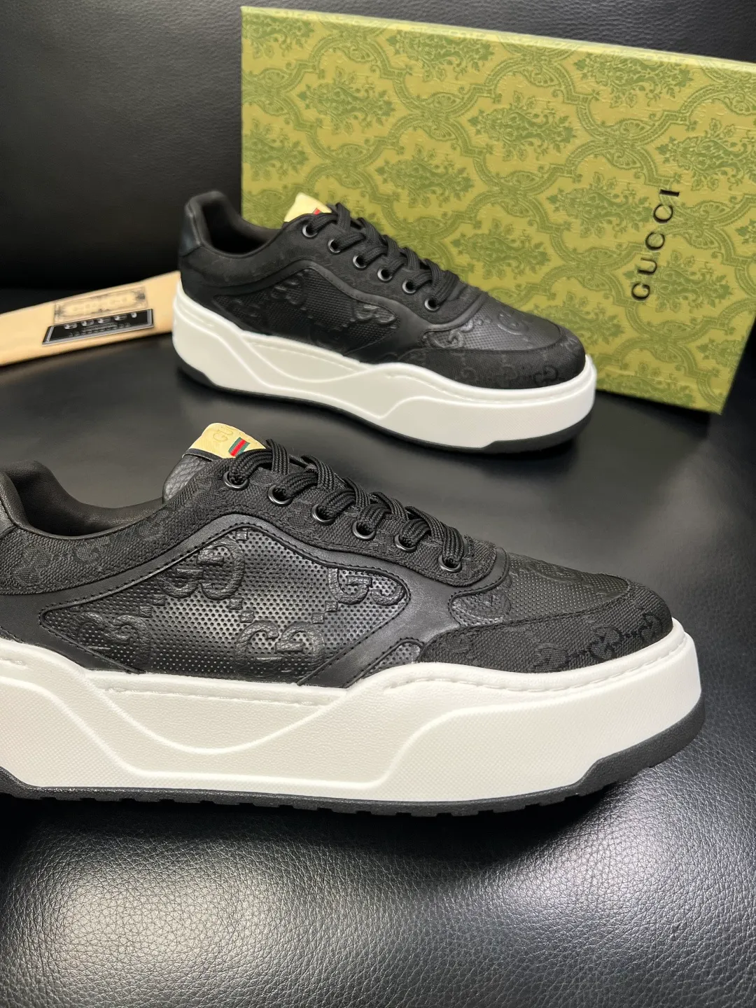 Men's shoes 💰840 Gucci high quality top crafts Gucci counter new original factory configuration, imported cowhide fabric from Italy, imported cowhide lining, breathable and comfortable, sole: original factory special supply original sole super comfortable, original factory and single goods, welcome to compare, code number 38-44 (customized 45 46)